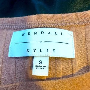 kendall and kylie crop long sleeve top